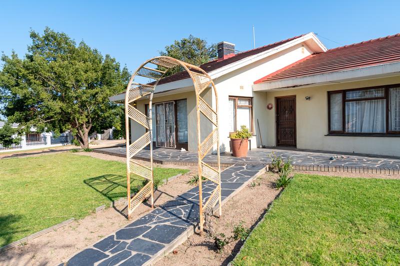 4 Bedroom Property for Sale in Riviersonderend Western Cape